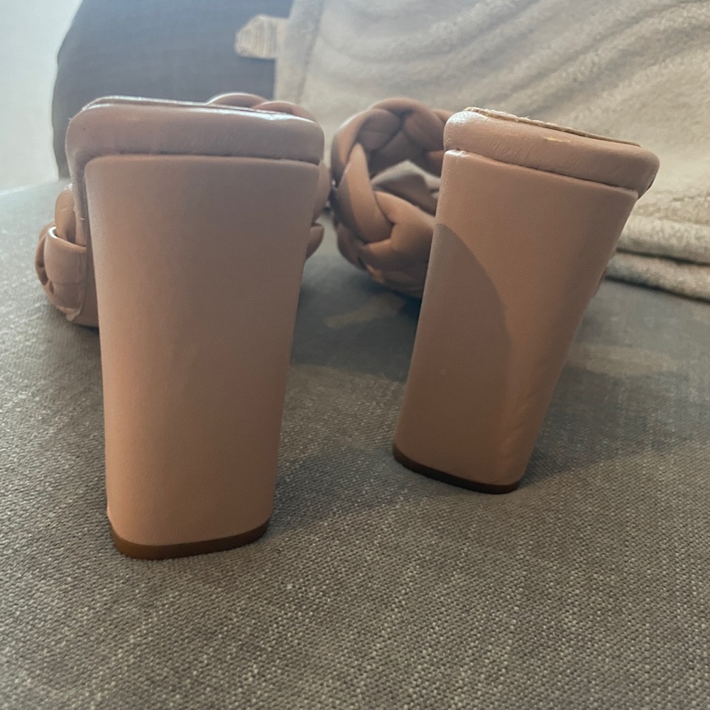 Fashion Nova Braided Quilted Heels in Tan - Picture 3 of 4